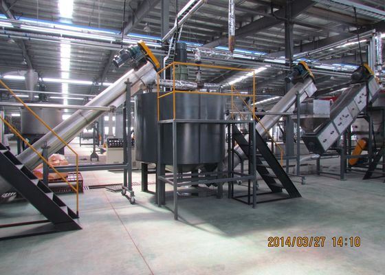 Penghancur Daur Ulang Plastik CE, Garis Daur Ulang Botol PET 2000kg / H