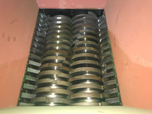 18.5kw Twin Shaft Shredder Machine, mesin penghancur ban tahan lama