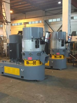 Mesin Aglomerator Plastik Film 950rpm 450L PE