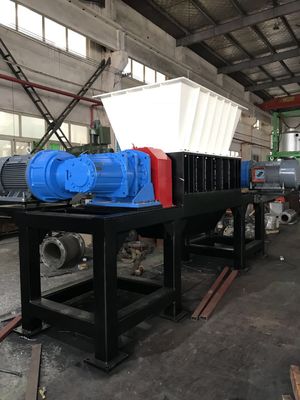 Mesin Penghancur Shaft Ganda Torsi Tinggi Blade 9CrSi